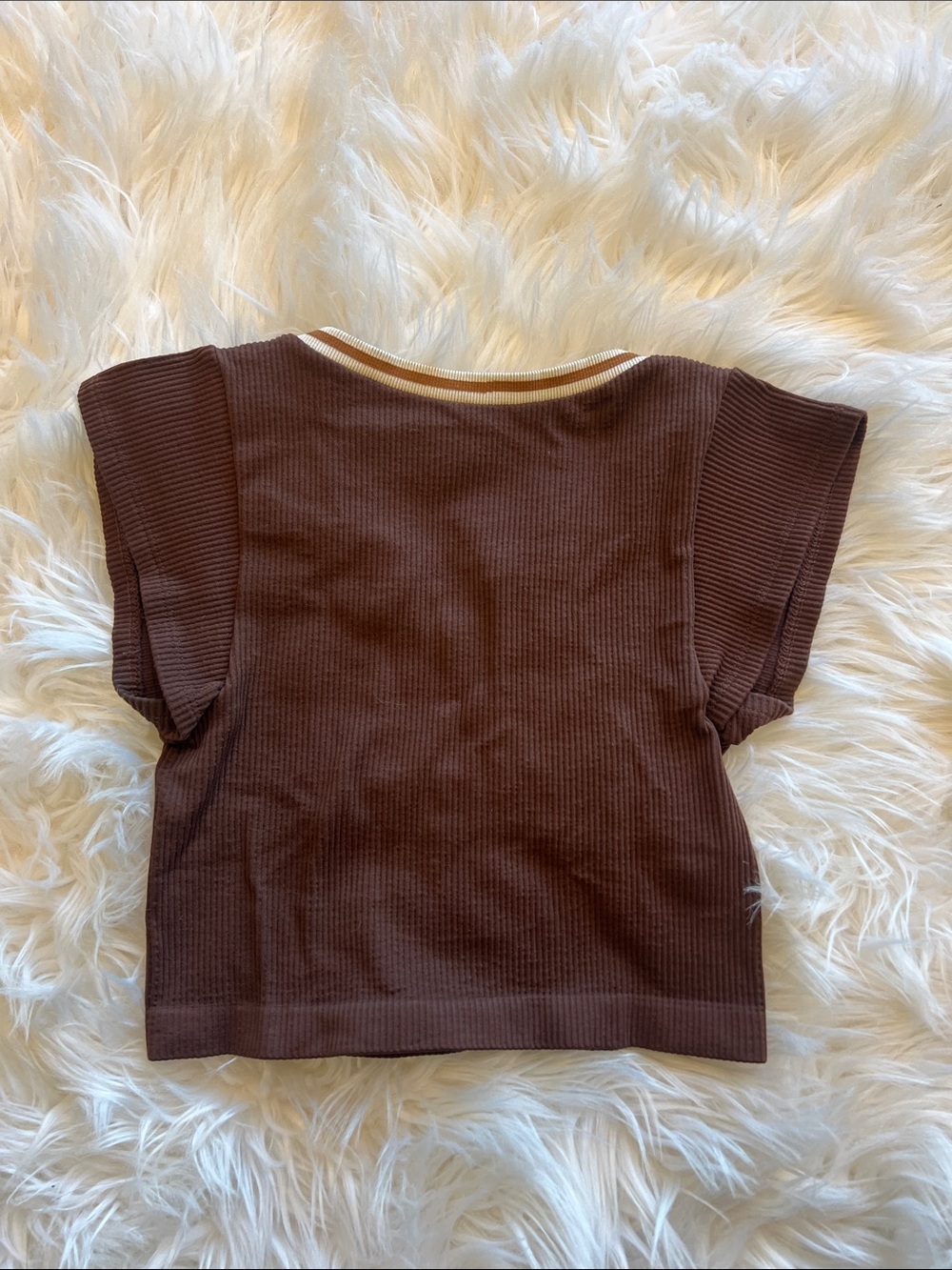 Brown Ribbed Baby Tee - Picture 4 of 5